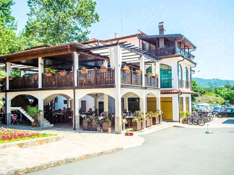 Arkutino Family Resort