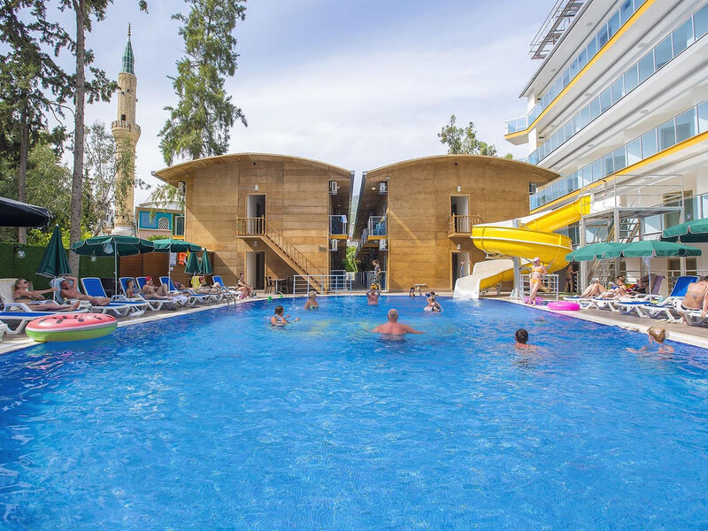 Arsi Enfi City Beach