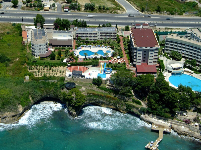 Aska Bayview Resort