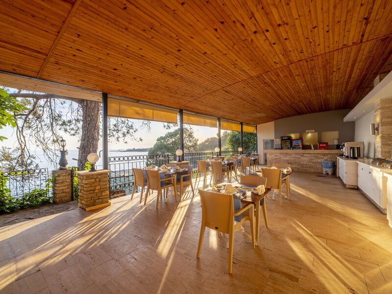 Aska Bayview Resort