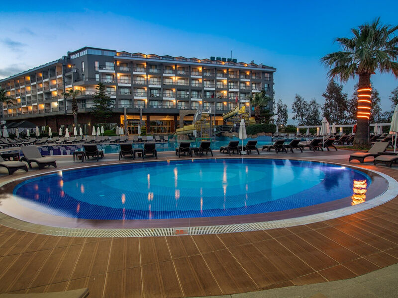 Washington Resort Hotel & SPA