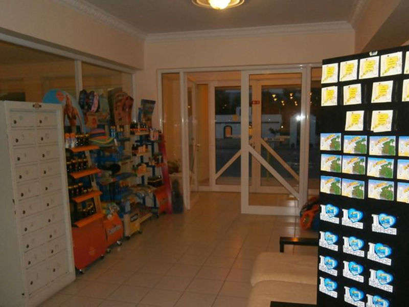 Aslanis Village
