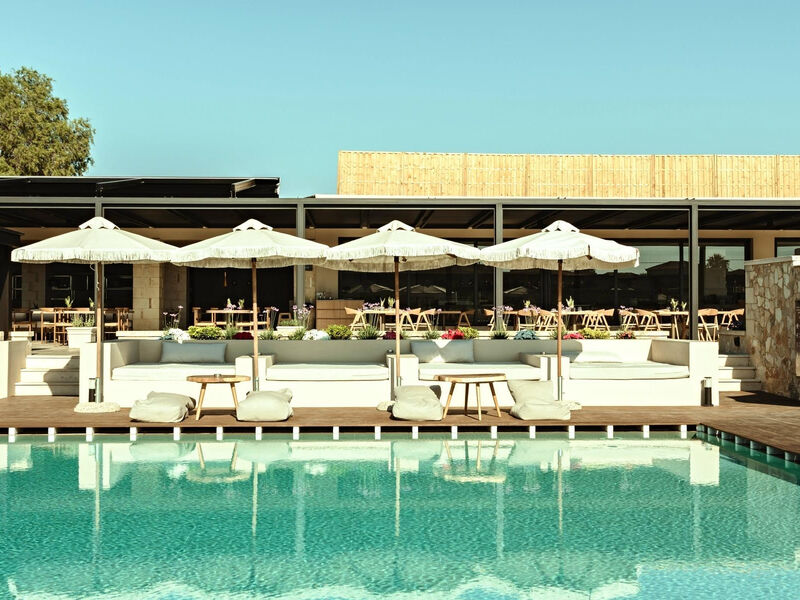 Asterion Suites & SPA