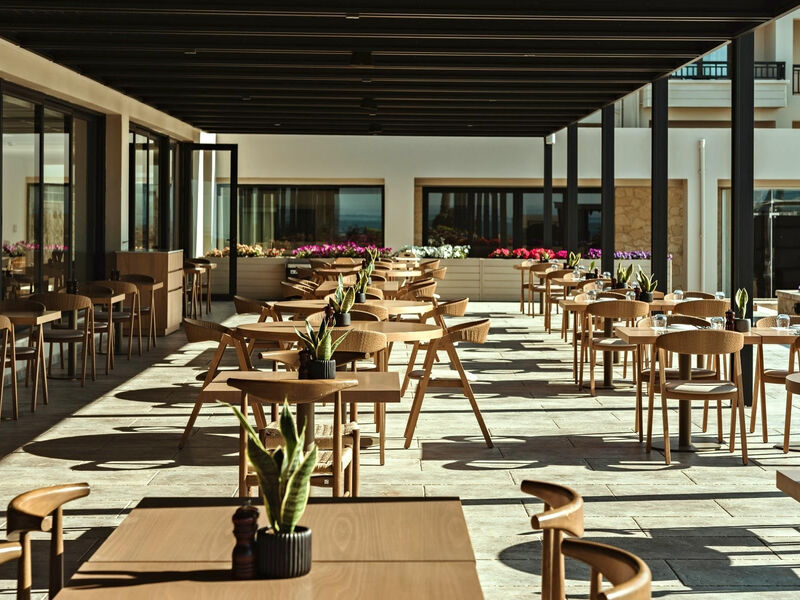 Asterion Suites & SPA