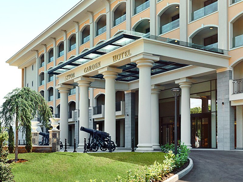 Astor Garden