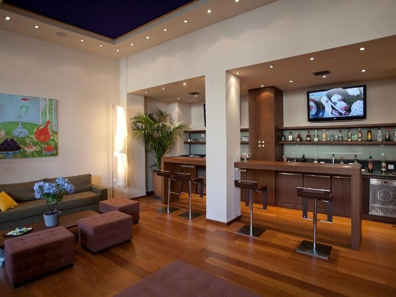 Athens Center Square