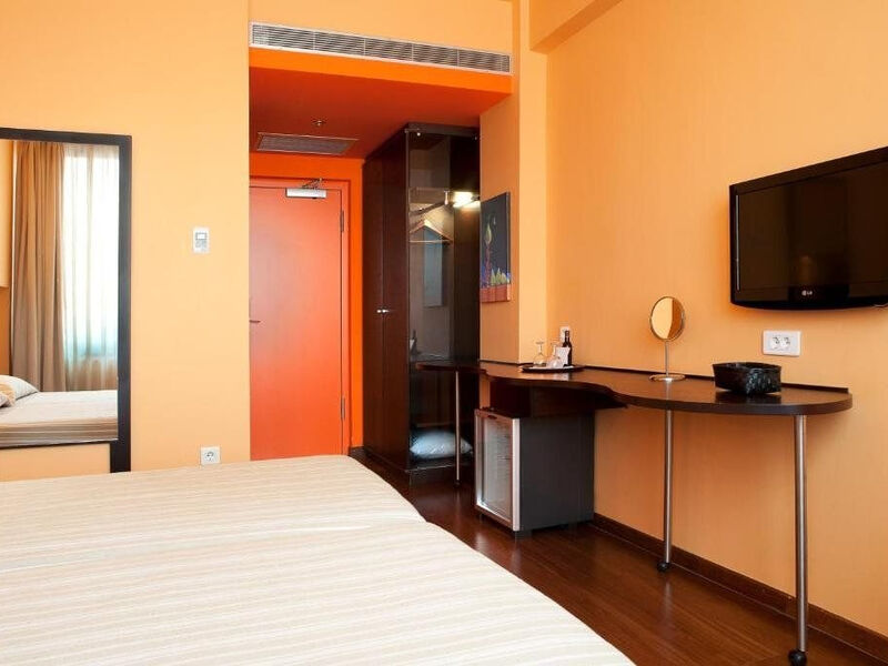 Athens Center Square