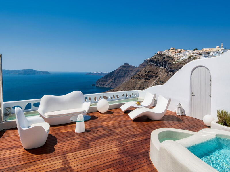 Athina Luxury Suites