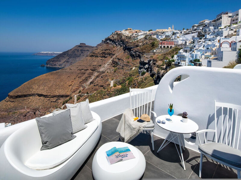 Athina Luxury Suites