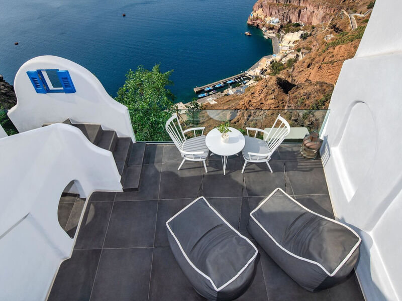 Athina Luxury Suites