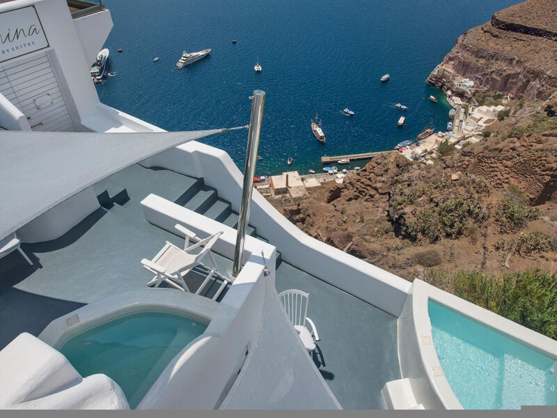 Athina Luxury Suites