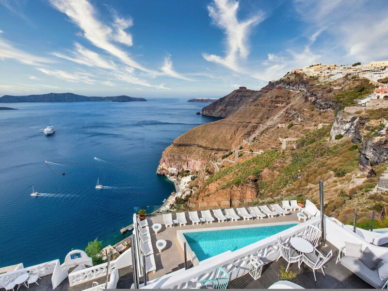 Athina Luxury Suites