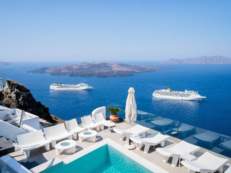 Athina Luxury Suites