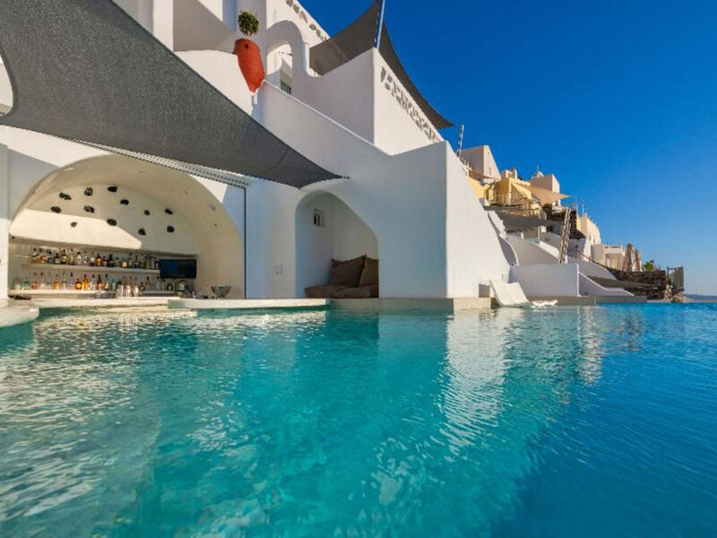 Athina Luxury Suites