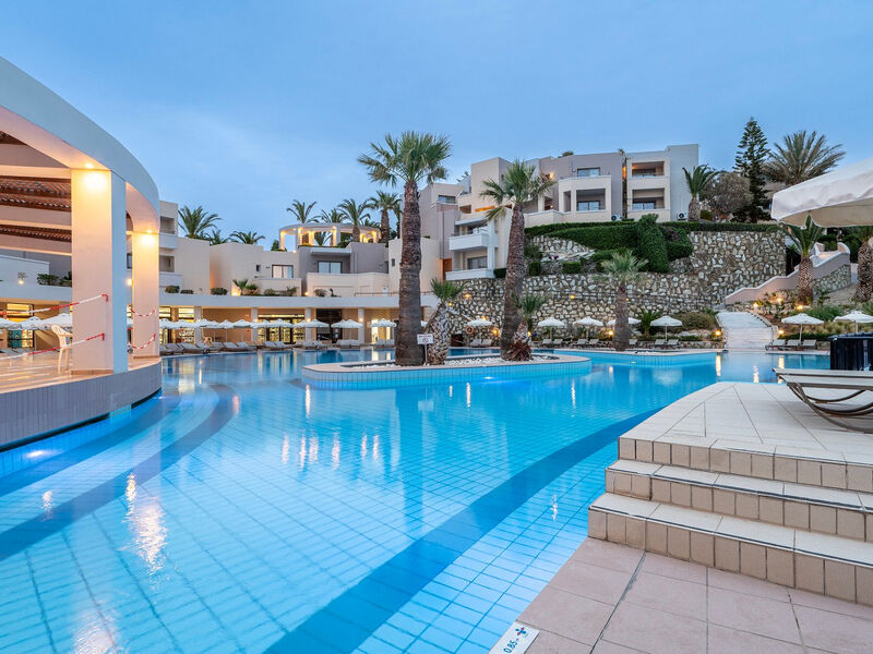 Athina Palace Resort 