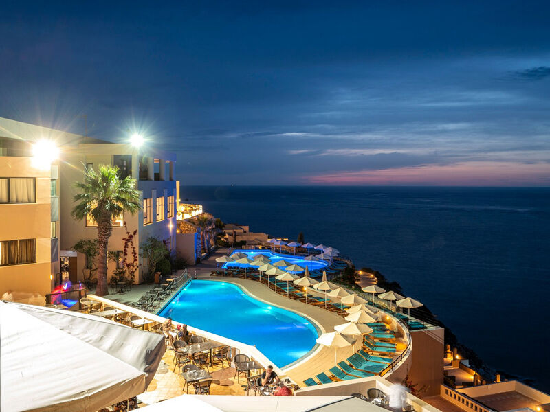 Athina Palace Resort 