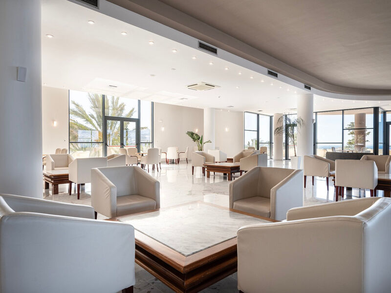 Athina Palace Resort 