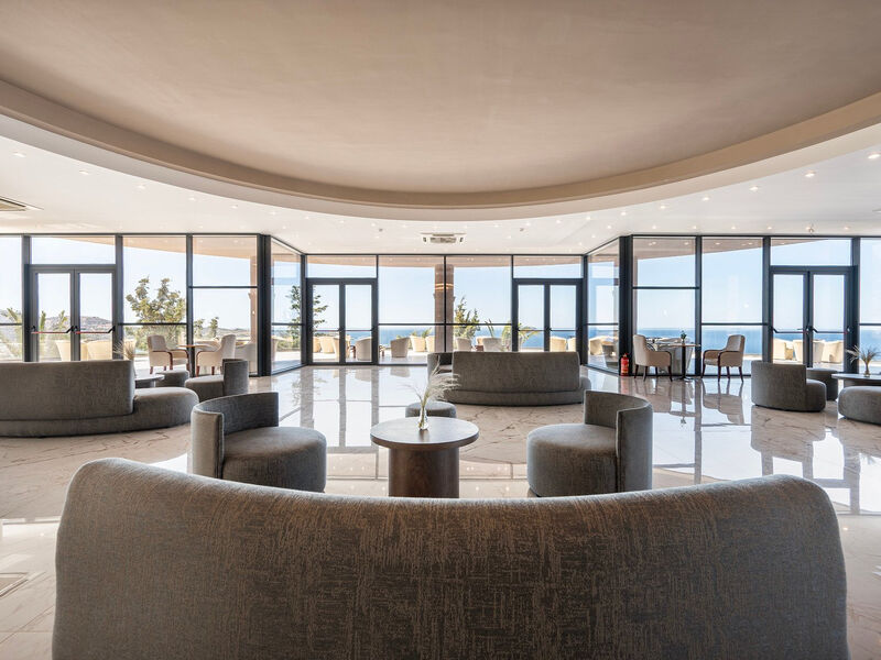 Athina Palace Resort 