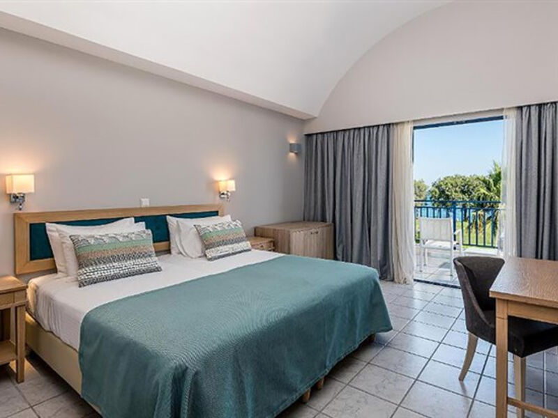 Atlantica Beach Resort