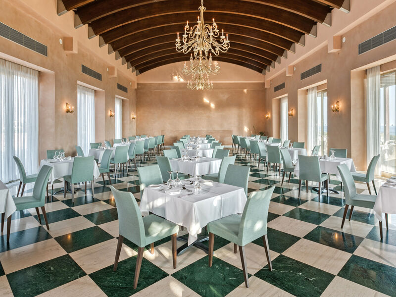 Atlantica Belvedere Resort & Spa