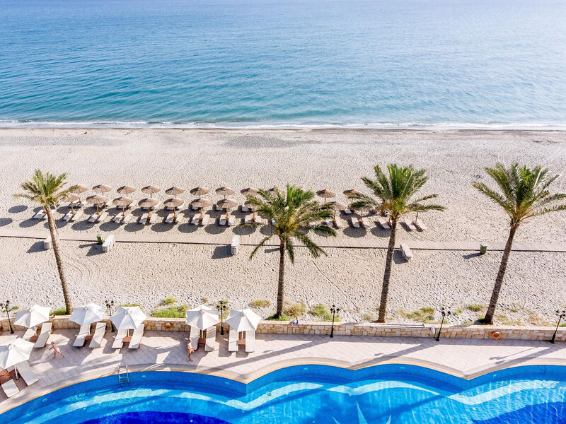 Atlantica Caldera Beach