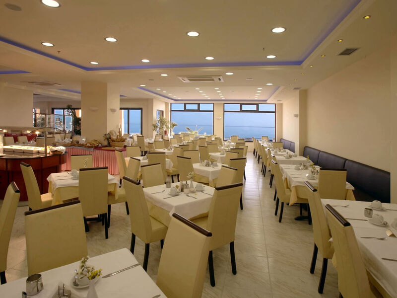 Atlantis Beach Hotel