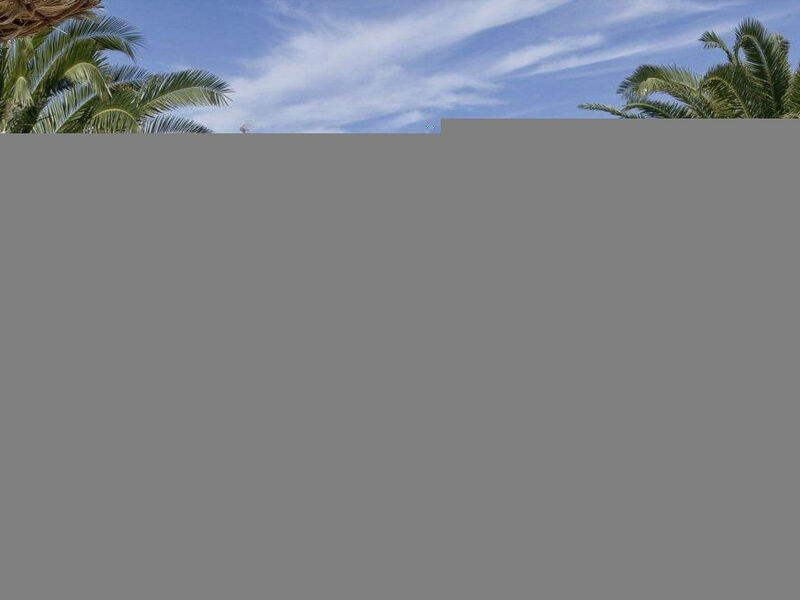 Atlantis Beach Villa