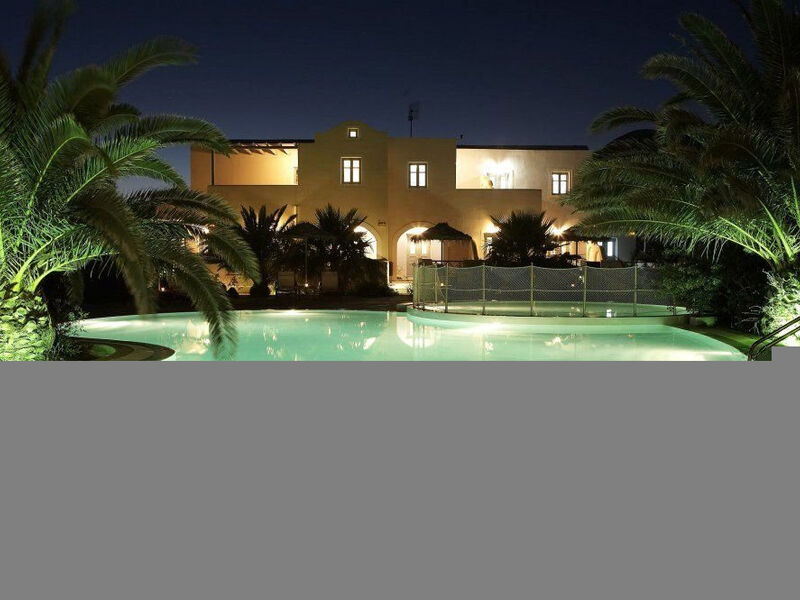 Atlantis Beach Villa