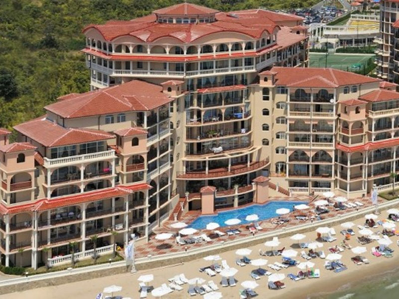 Atrium Beach
