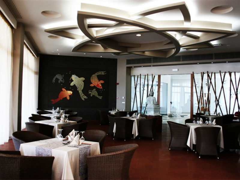 Atrium Platinum Spa & Convention Resort