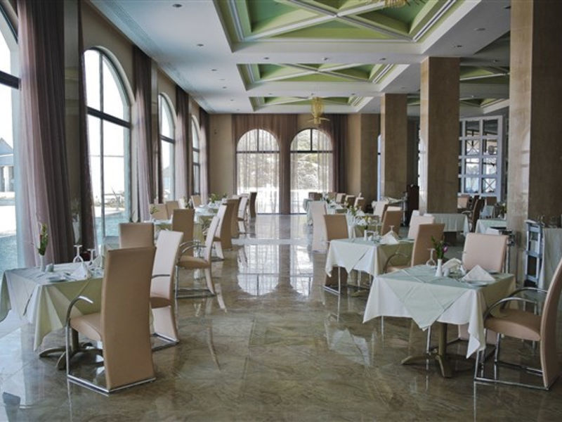 Atrium Platinum Spa & Convention Resort