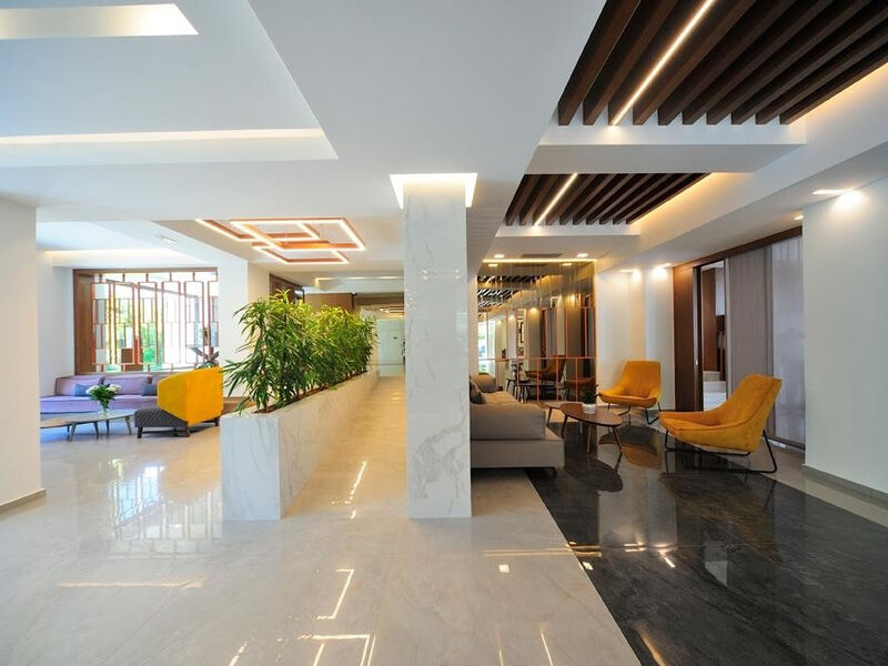 Atrium Ambience