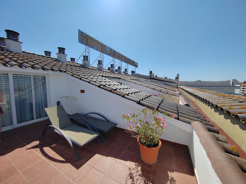 Augusta Club & Spa