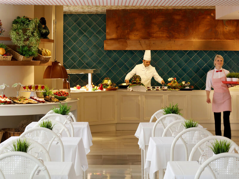 Augusta Club & Spa