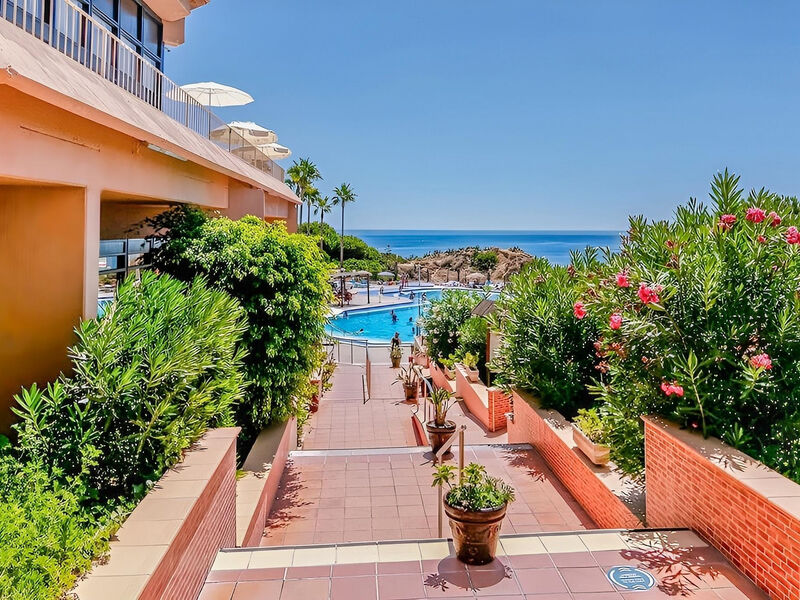 Auramar Beach Resort