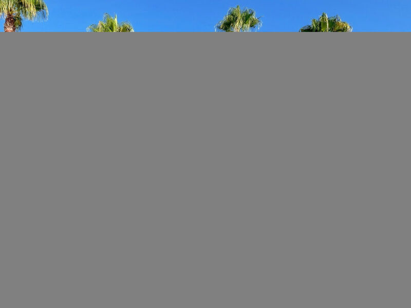 Auramar Beach Resort