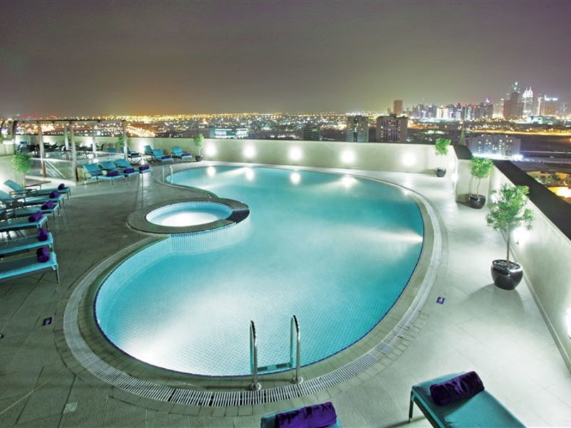 Auris Plaza