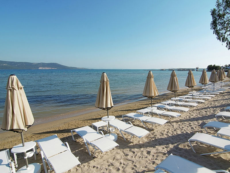 Aurum Spa & Beach Resort