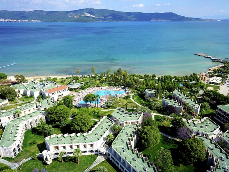 Aurum Spa & Beach Resort