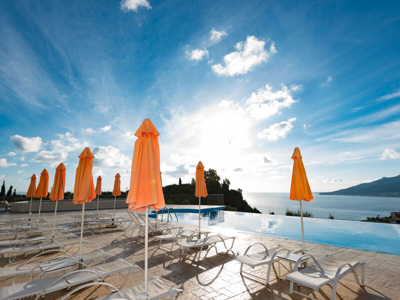 Avalon Palace Hotel