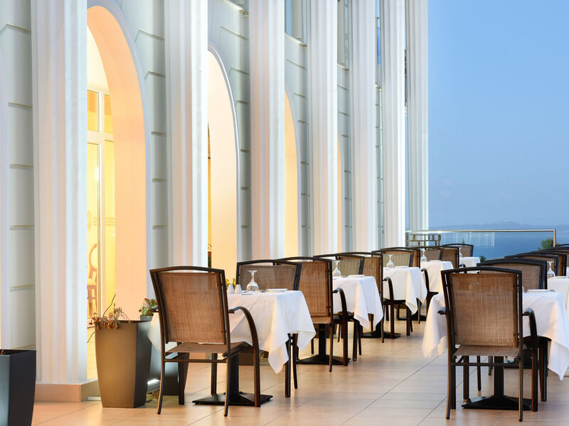 Avalon Palace Hotel