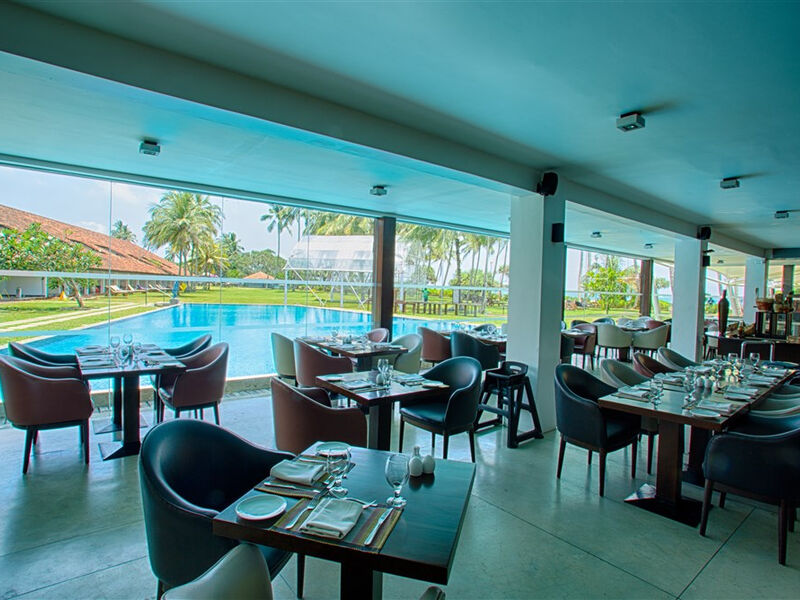 Hotel Avani Bentota Resort & Spa