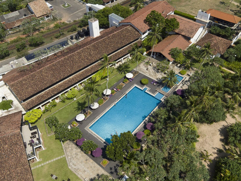 Hotel Avani Bentota Resort & Spa