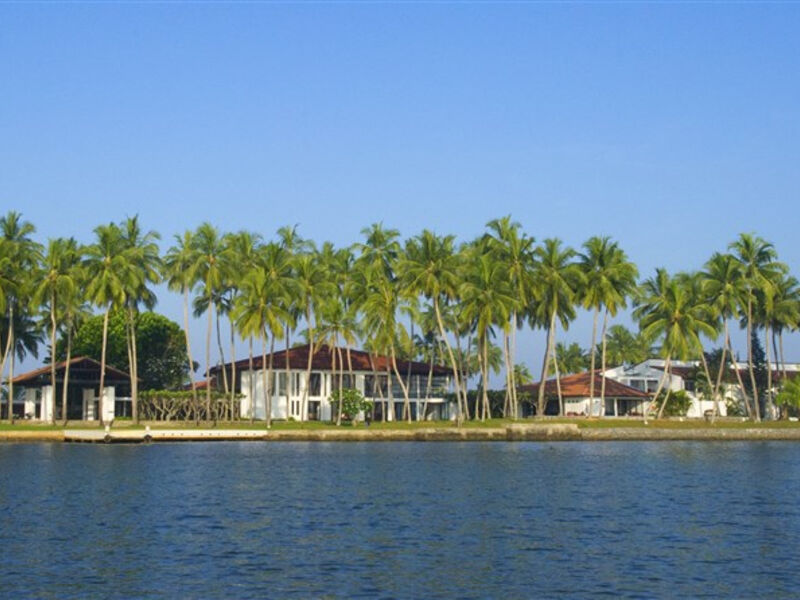 Hotel Avani Kalutara Resort
