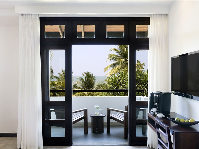 Hotel Avani Kalutara Resort