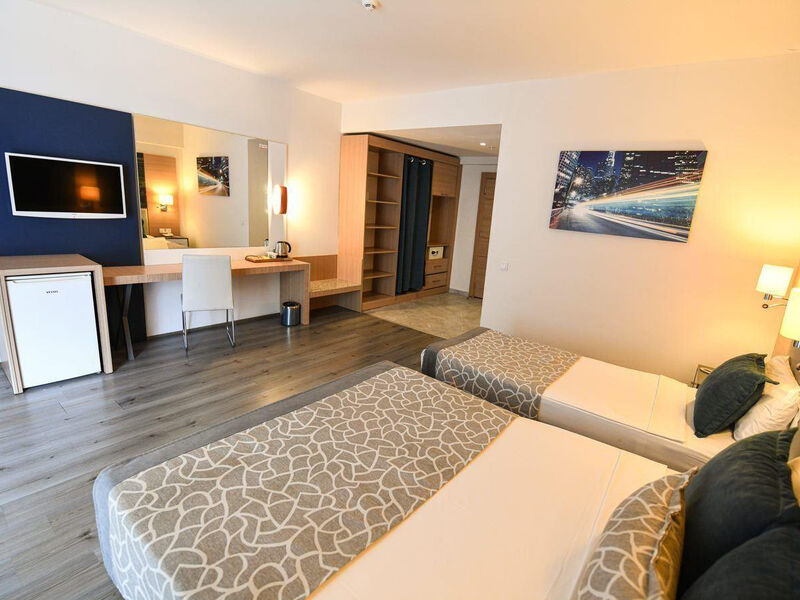 Avena Resort & Spa
