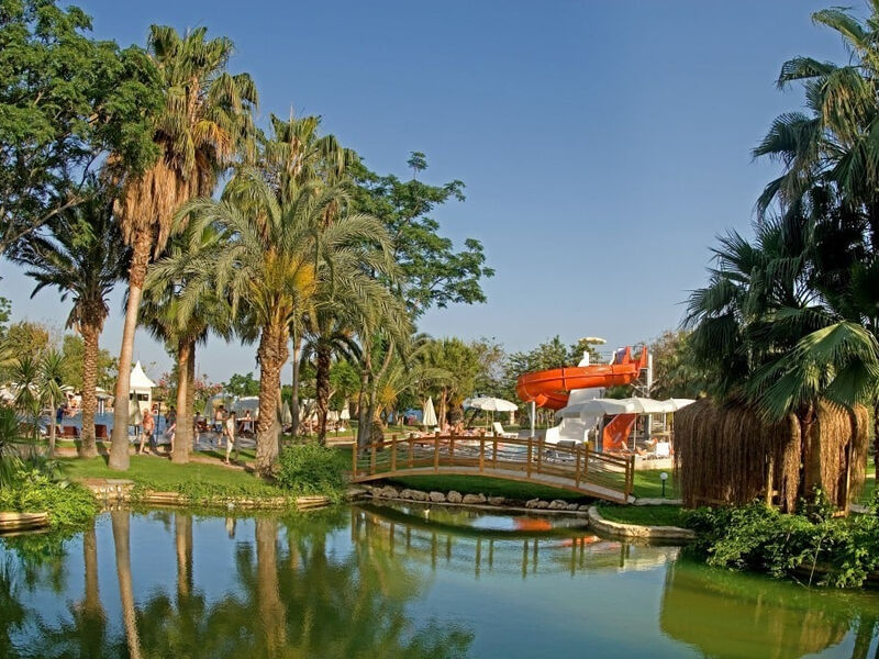 Q Aventura Park