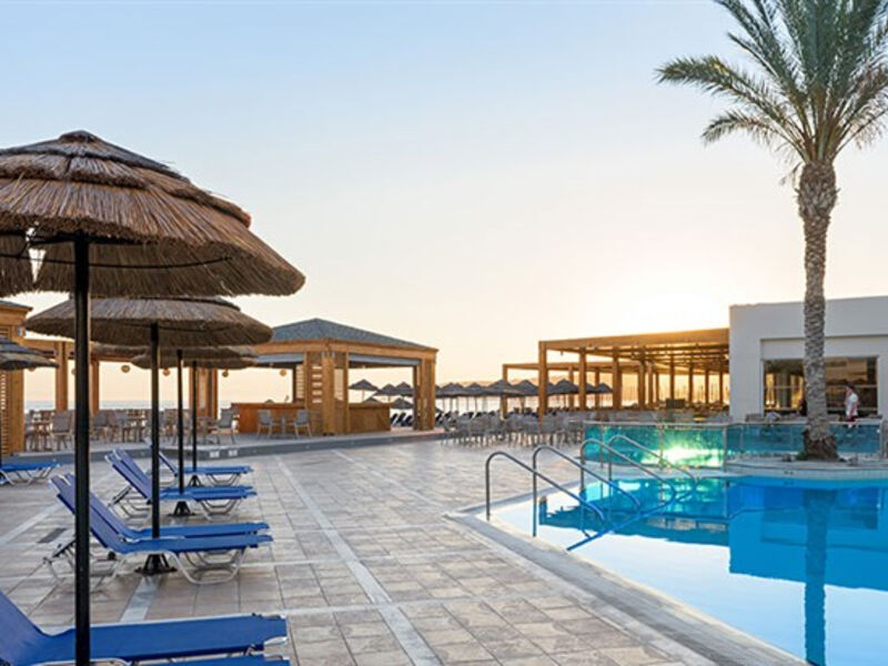 Avra Beach Resort