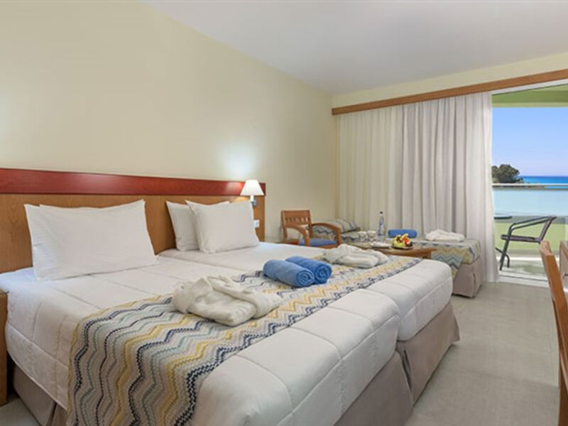 Avra Beach Resort