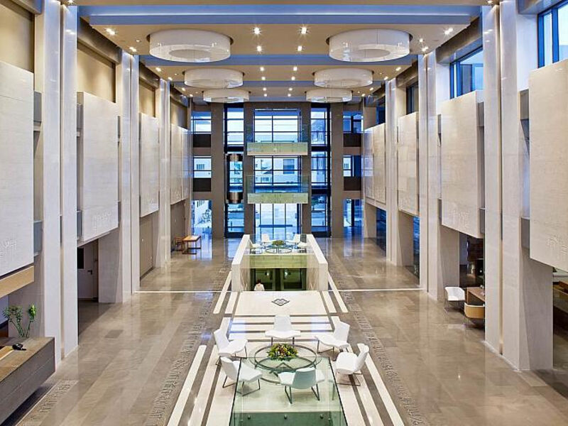 Avra Imperial Beach Resort & Spa